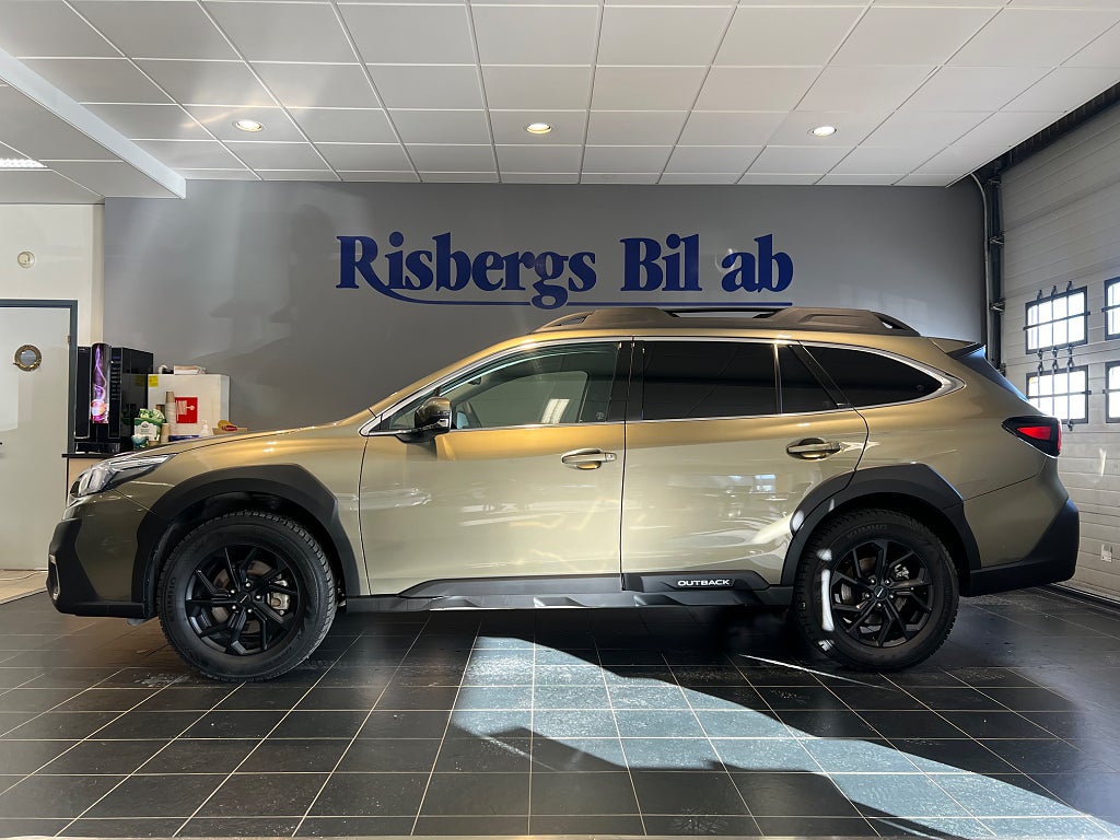 Subaru Outback 2.5 4WD XFuel Aut Limited Låg skatt & V-hjul!