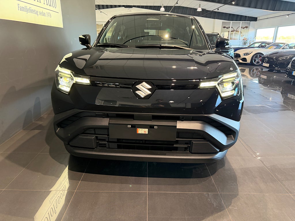 Suzuki e-Vitara Select 2WD Aut Kampanjbil 3 år service - bild 2