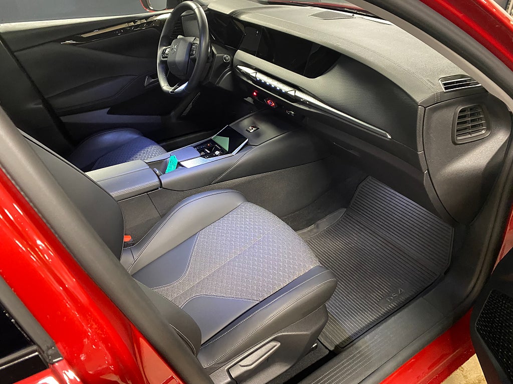 Bild på DS 4 Cross Trocadero 1.5 BHDi 130hk Aut - PANORAMA