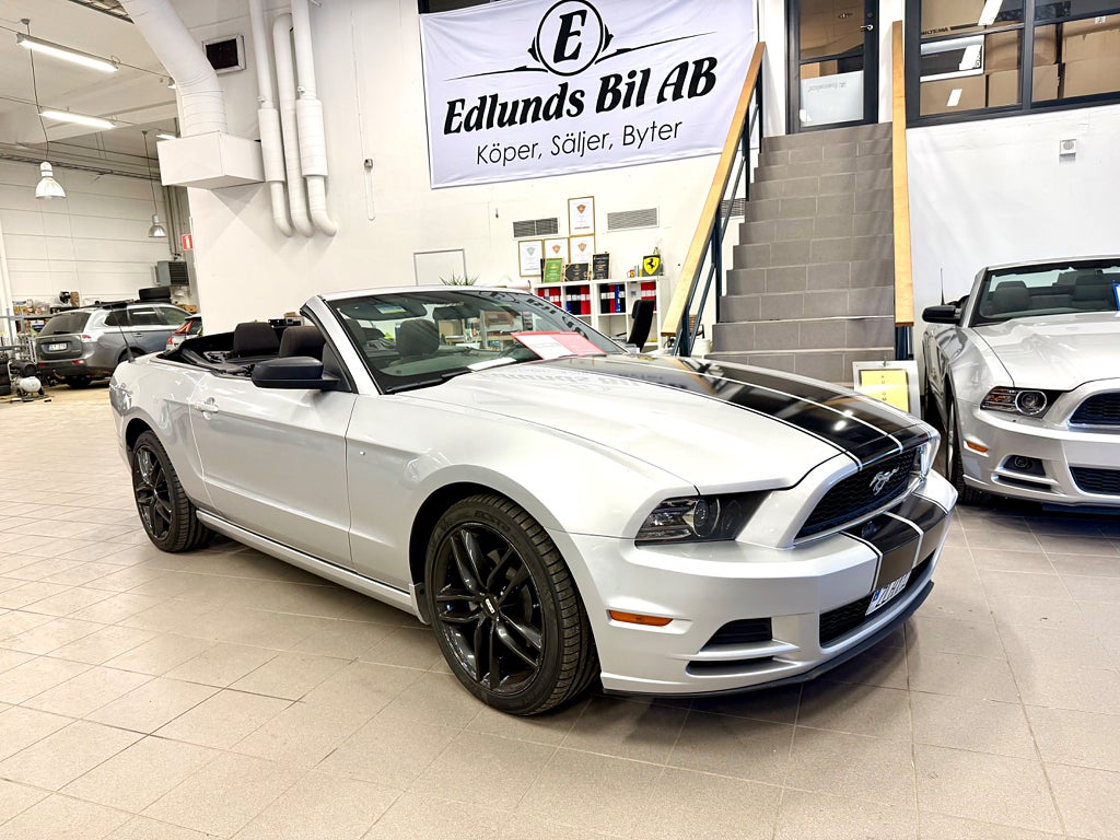 Ford Mustang V6 Convertible SelectShift