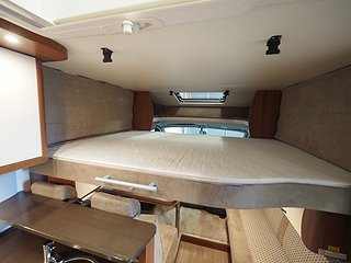 Husbil-halvintegrerad Hobby Optima De Luxe T65 HFL 13 av 18