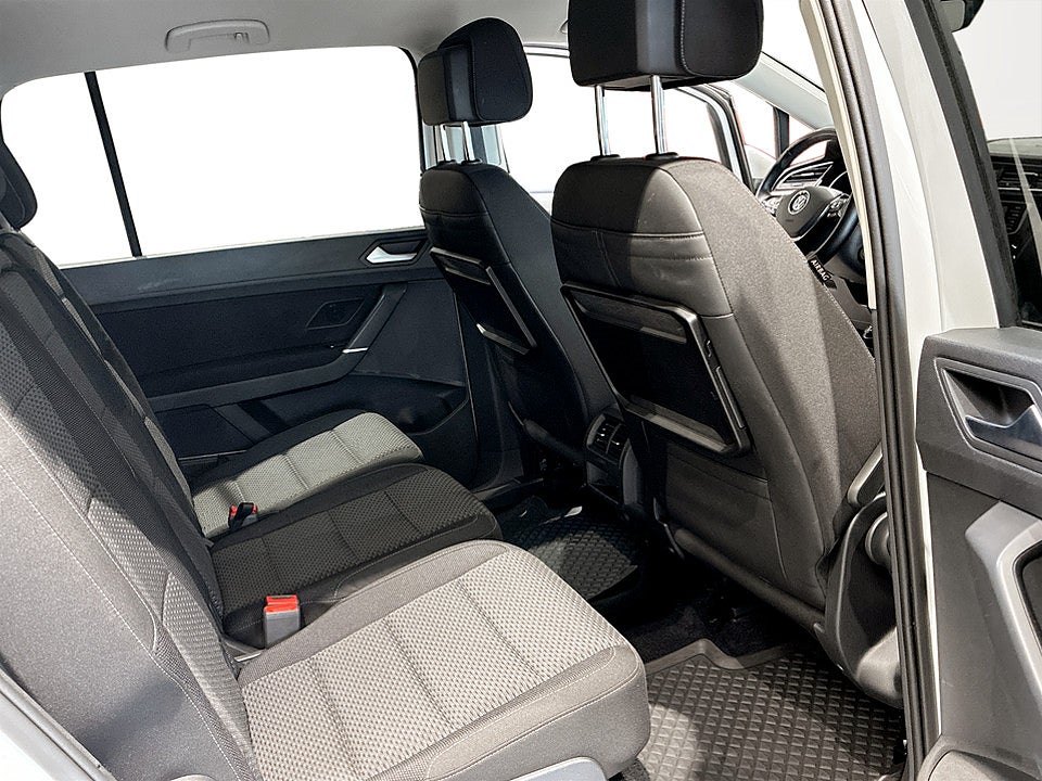Bild på Volkswagen Touran Base 1.4 TSI 150hk 7-SITS DRAG B-KAMERA