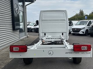 Transportbil - Skåp Mercedes-Benz Sprinter 5 av 10