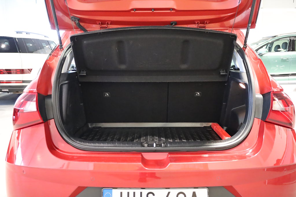 Hyundai i20 1.0 T-GDI DCT 100HK Essential Kamera Rattvärme