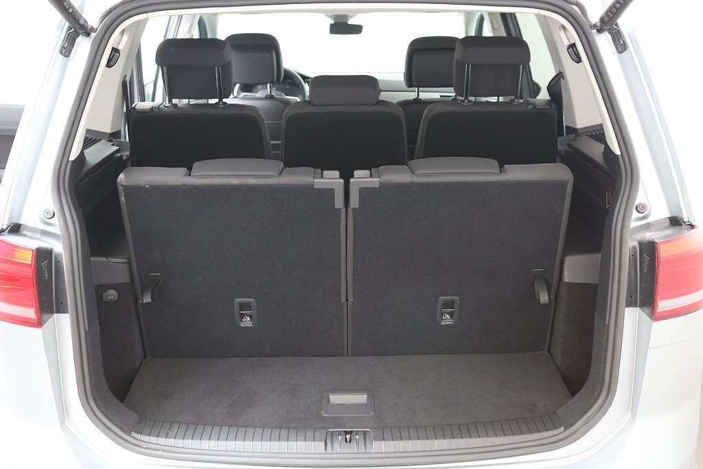 Volkswagen Touran 1,5 TSI 150hk DSG7 Drag Leasbar 7-Sits 2024