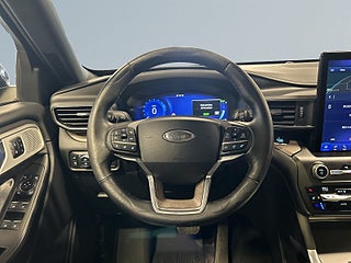 Ford Explorer Plug-In Hybrid SelectShift Platinum VÄLUTRUSTAD/360/S&V – bild 9