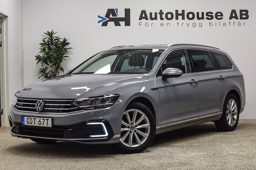Volkswagen Passat Sportscombi GTE Värmare Cockpit Drag B-kamera 4,99%