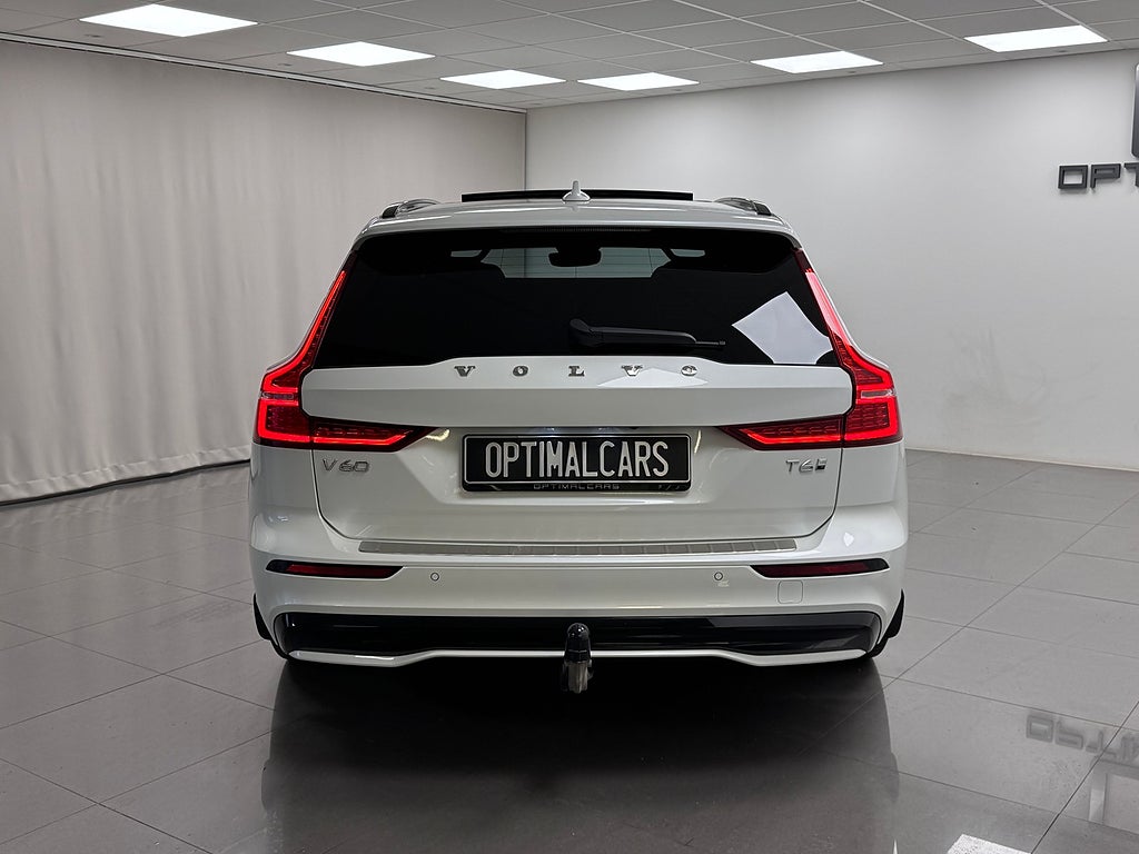 Volvo V60 T6 Plug-In Hybrid AWD Ultra Dark Pano H&K MOMS Fullutr bild 9