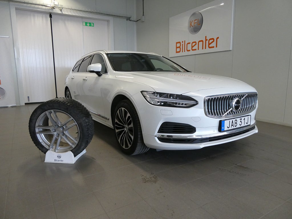 Volvo V90 T6 AWD *3,99%RÄNTA* Drag-Navi-Kamera-Värmare-VOC-LR-SoV