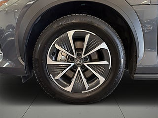 Lexus RZ 300e /Keyless/A.d Fart/Navi/Kamera/Psens/Laneassist – bild 14