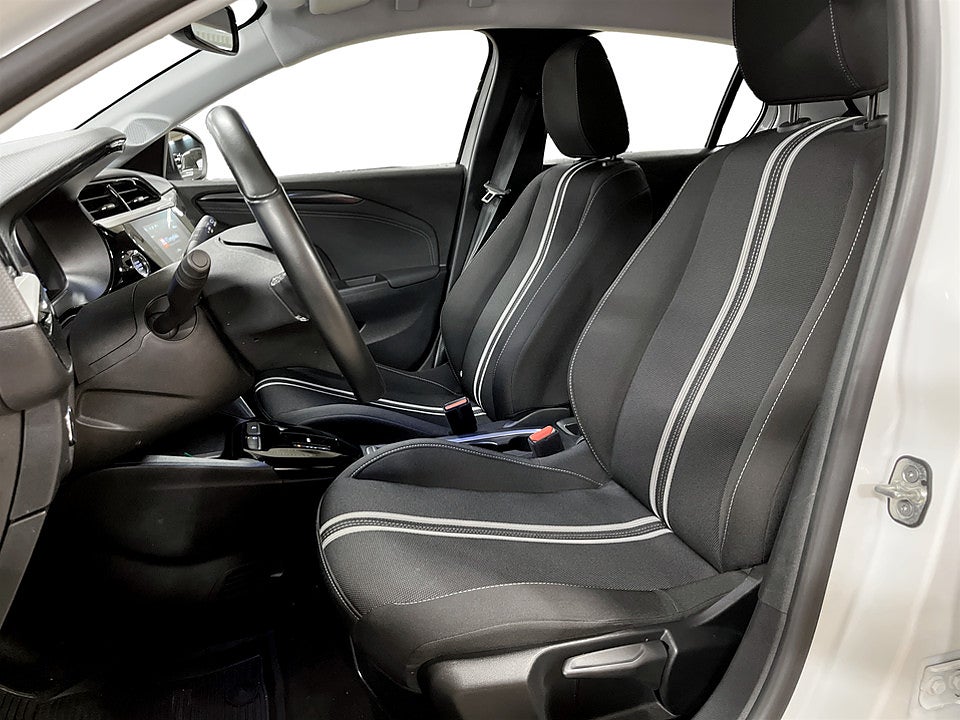 Bild på Opel Corsa-e 50 kWh 136hk Aut Design & Tech B-Kamera Carplay