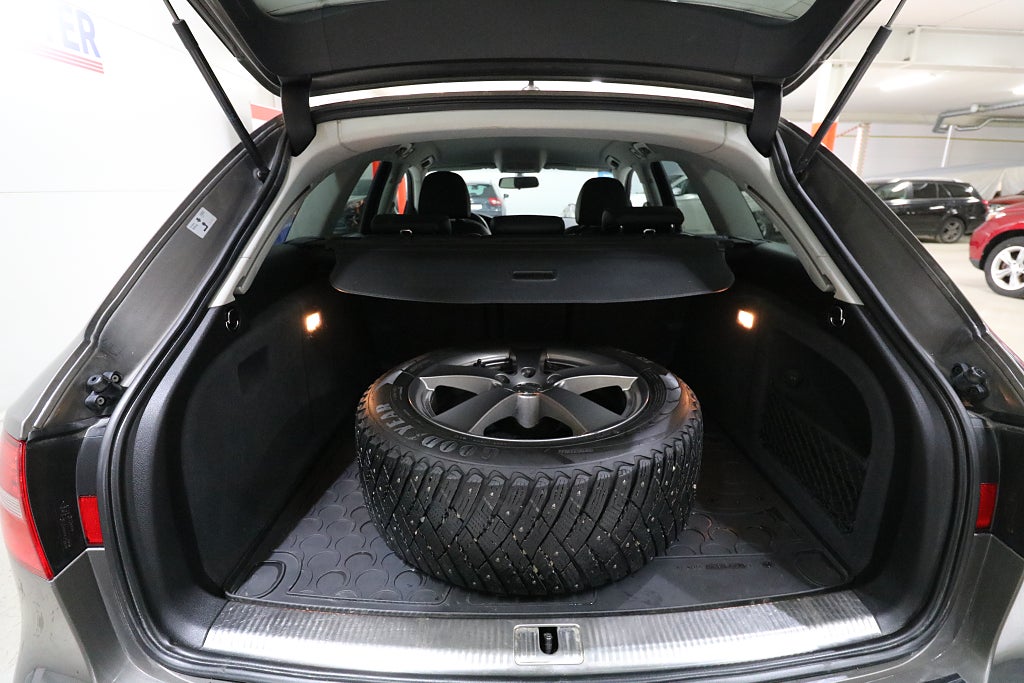 Audi A4 Allroad 2015 - miniatyr 14