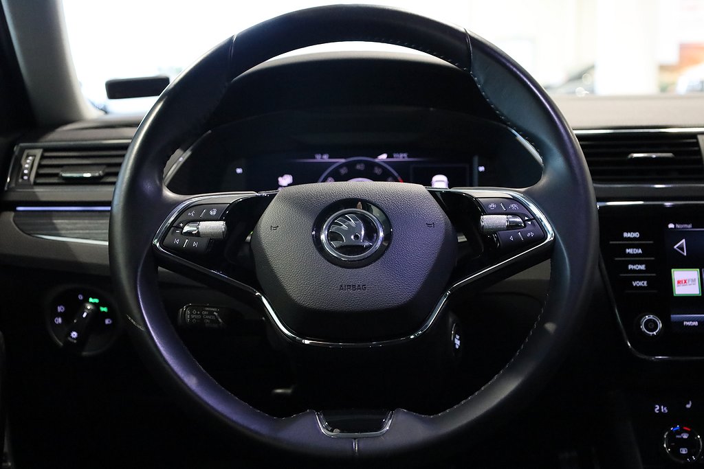 Skoda Superb iV Kombi 1,4 Plug-in Hybrid Business Edition 2021