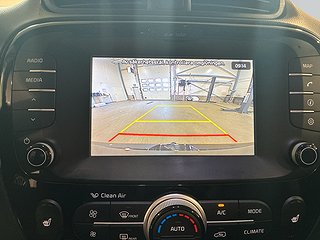 Kia Soul 1.6 GDI DCT Värmare Pano Navi Psens Kamera S&Vdäck