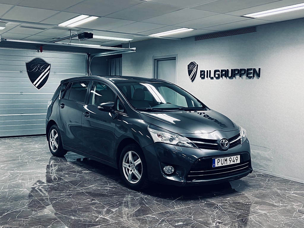 Toyota Verso 1.8 Edition 50|Panorama|Drag|Motorvärmare|7 sitsig|