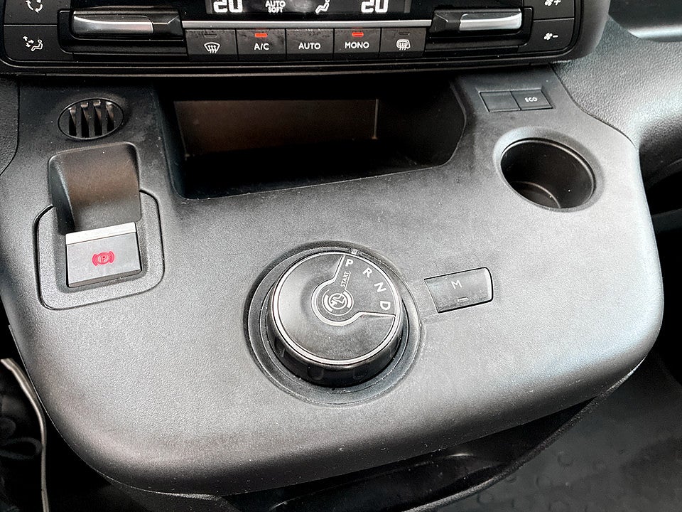 Bild på Peugeot Partner PRO+ 1.5 BlueHDi 130hk Aut DRAGKROK