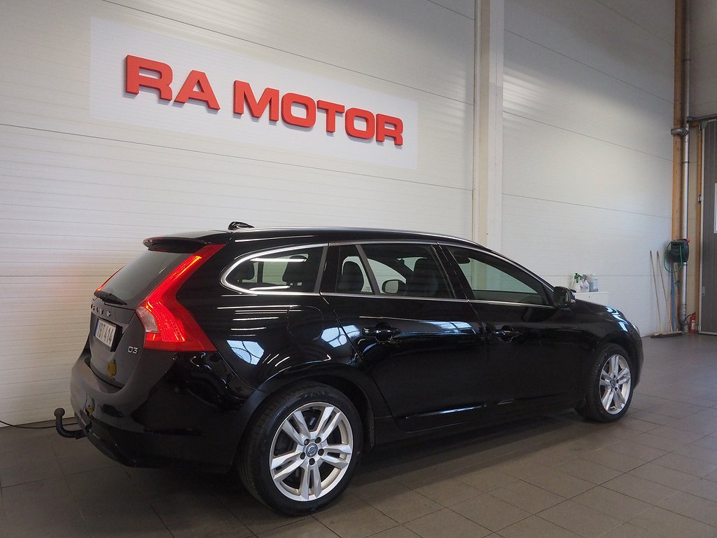 Volvo V60 D3 Geartronic Summum | Drag | Navi | D-Värm | VOC 2016