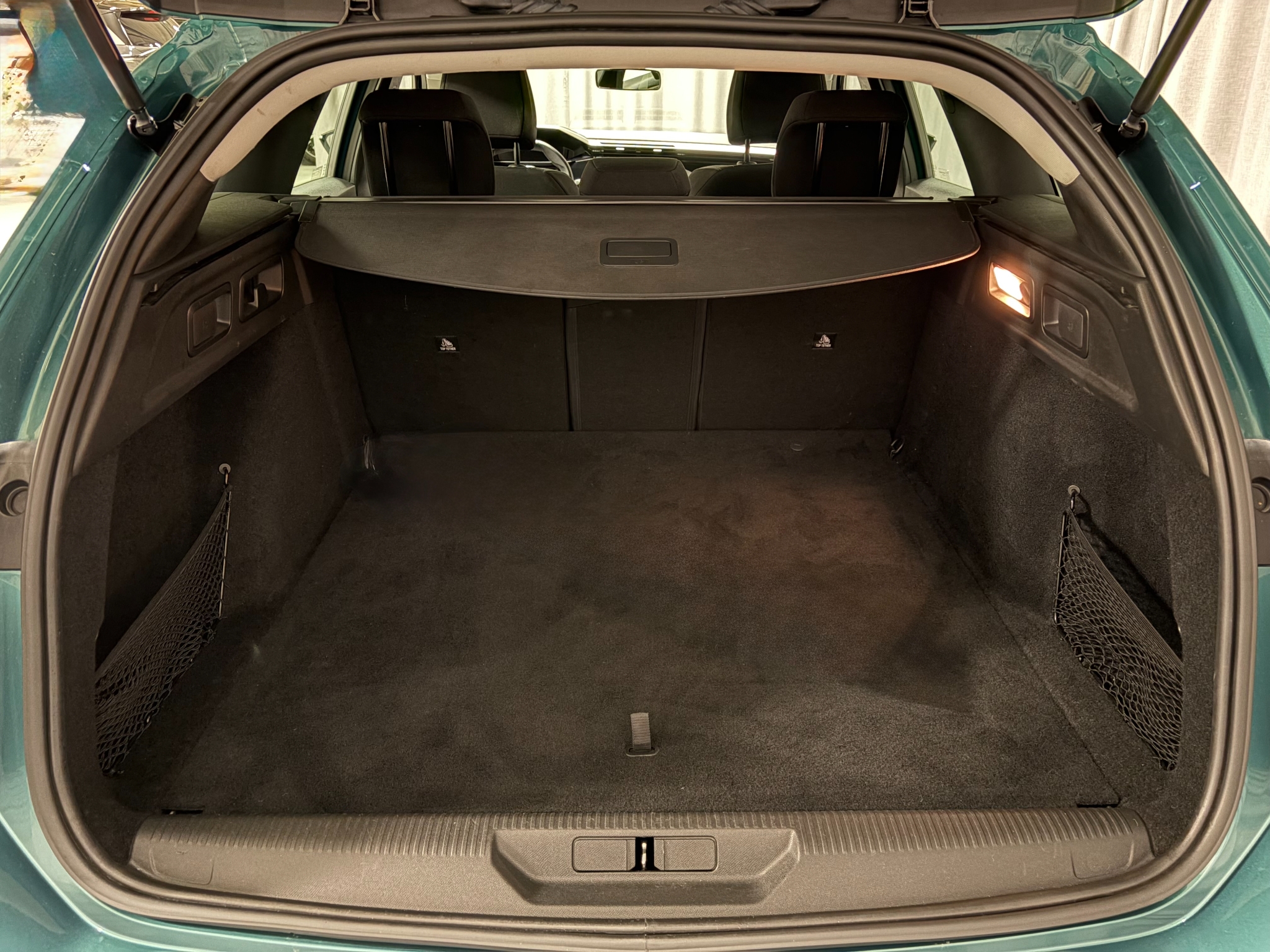 Peugeot 308 2022, photo 5/44