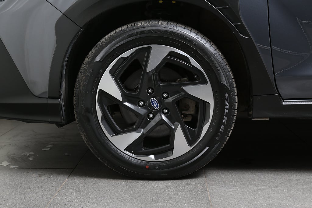 Subaru Crosstrek 2,0i e-Boxer Limited Xfuel E85 AWD Motorvärmare Drag 2025