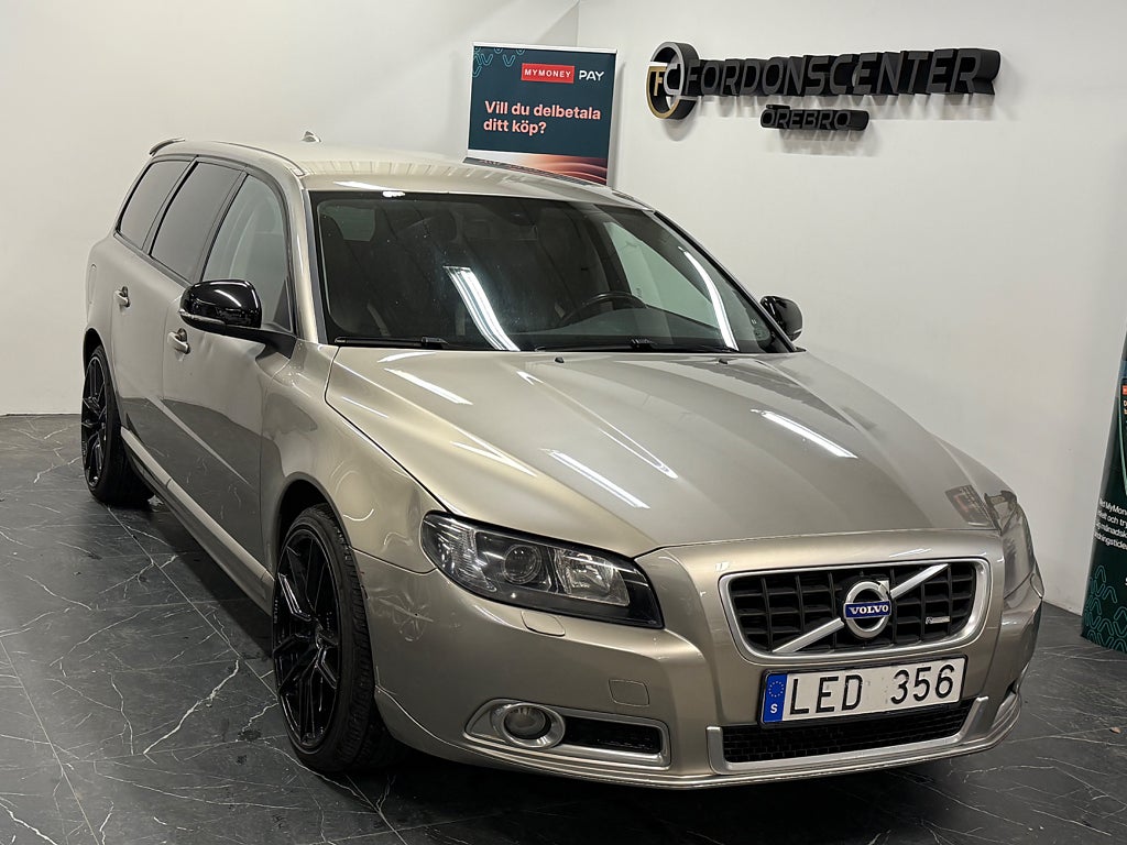 Volvo V70 2.5FT Geartronic R-Design Automat Dragkrok Värmare