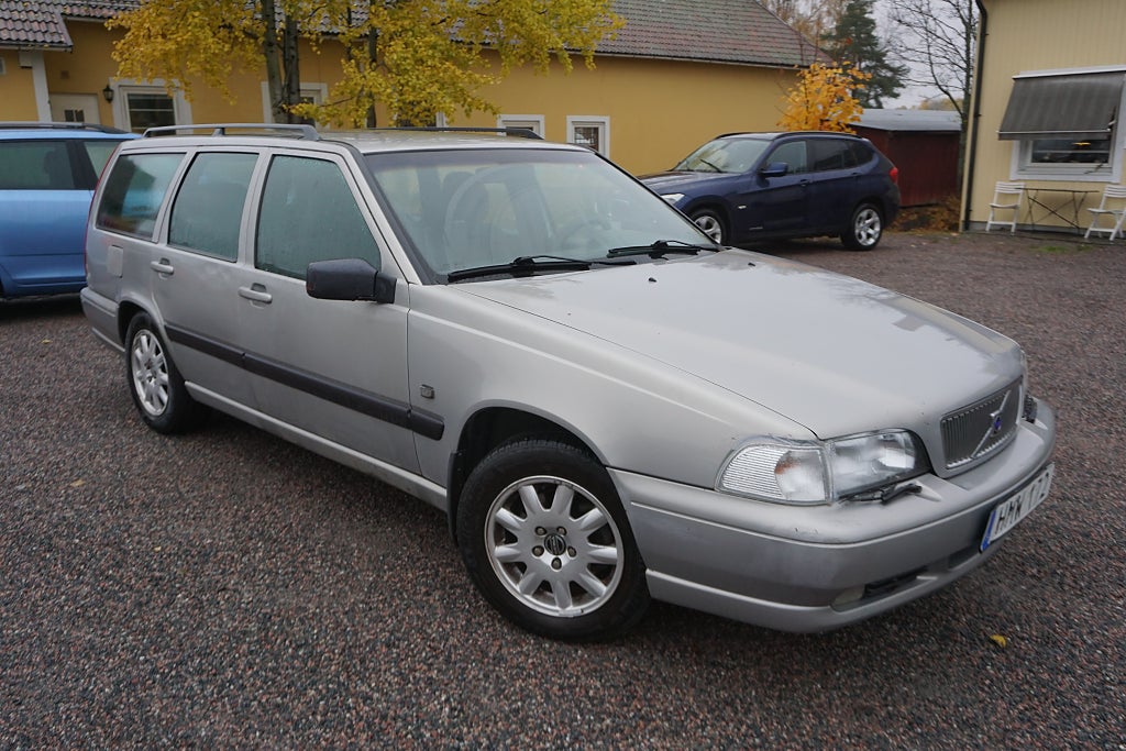 Volvo V70 2.5 20V
