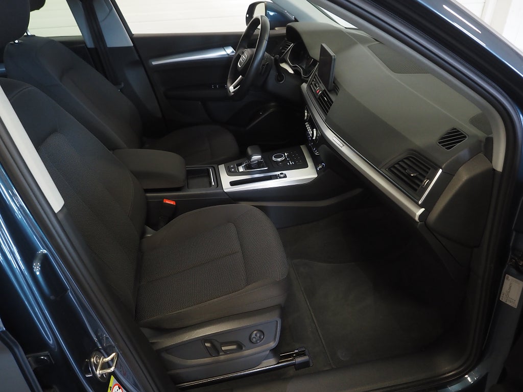 Audi Q5 2.0 TFSI 252hk Quattro S Tronic Pano Kamera Drag P-Värm 2018