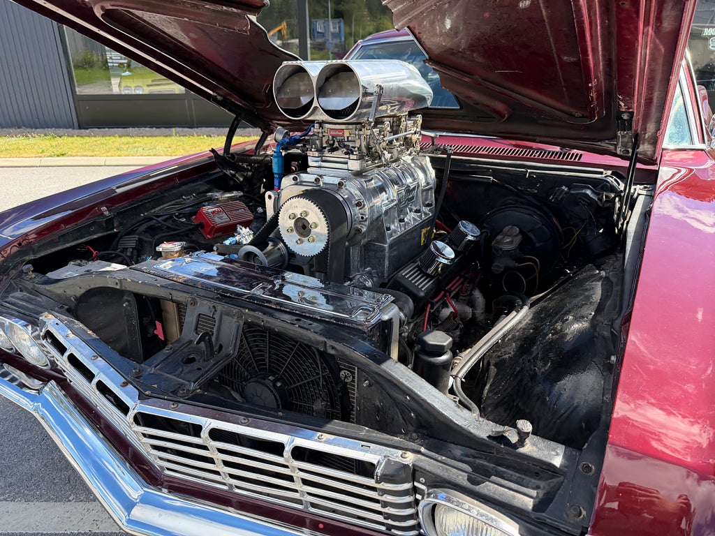 Chevrolet Impala SS 383cui kompressor 0kr insats 3706kr/mån