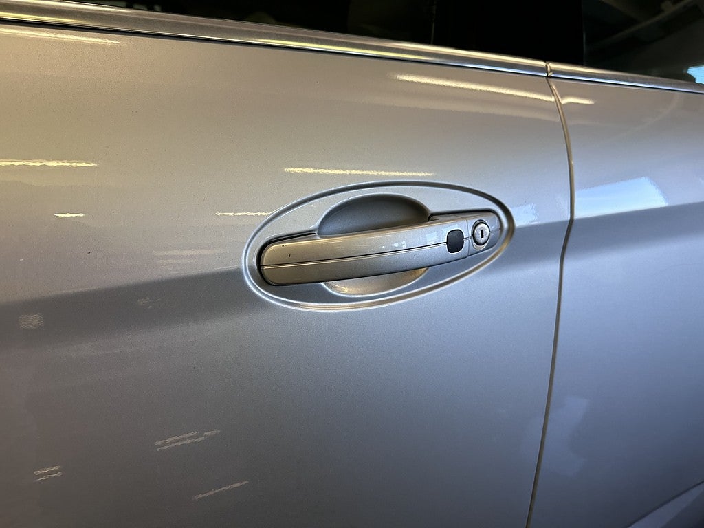 Ford C-Max 2.0 TDCi Powershift Titanium | Drag | Pano | Värmare