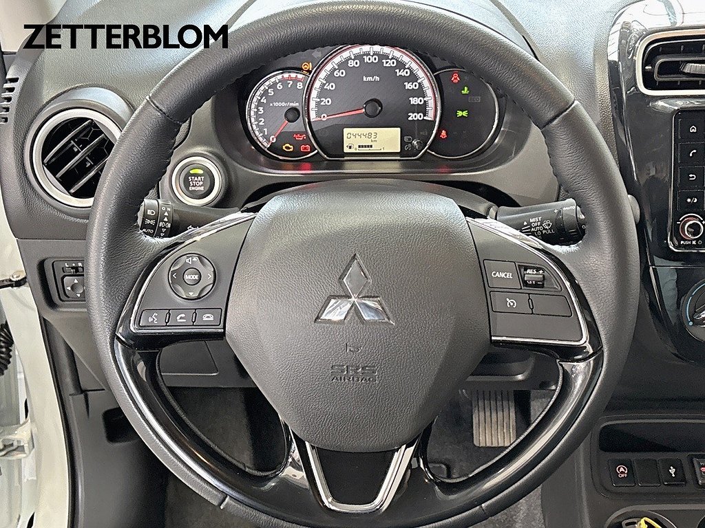 Halvkombi Mitsubishi Space Star 12 av 14