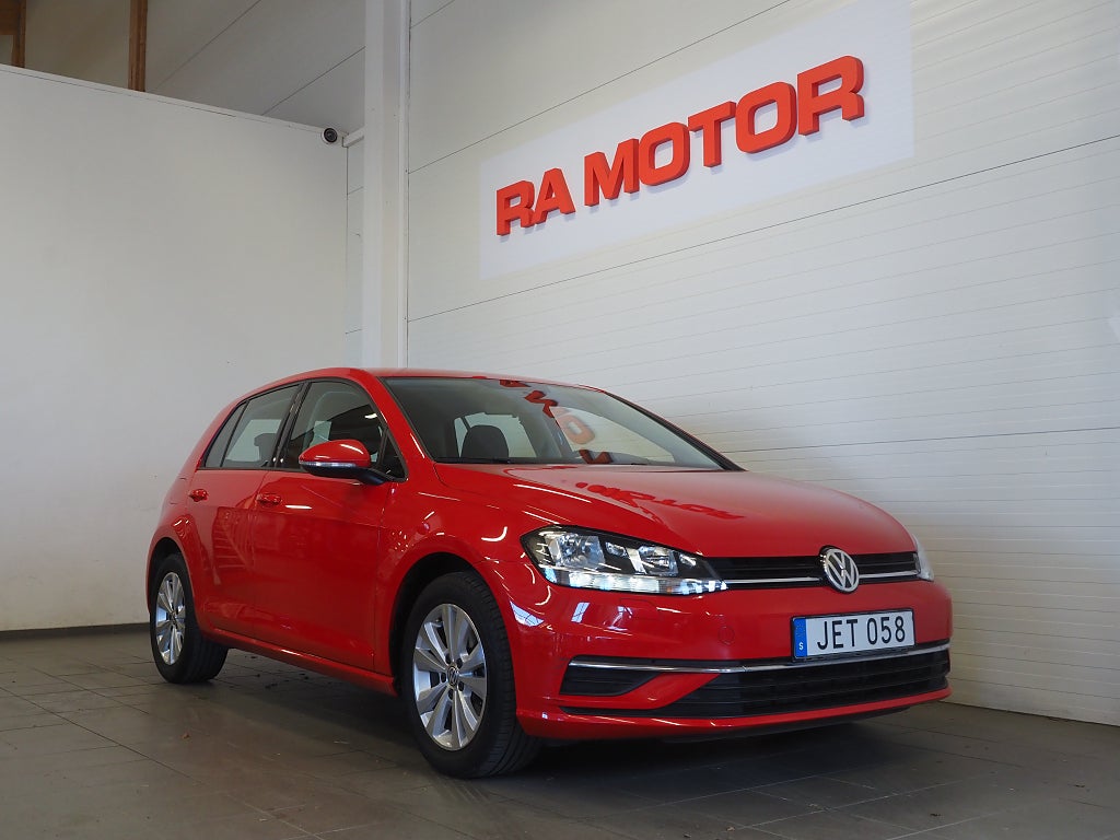 Volkswagen Golf 1.6 TDI 115hk D-Värmare Backkamera Adaptiv Farthållare