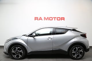 SUV Toyota C-HR 3 av 25