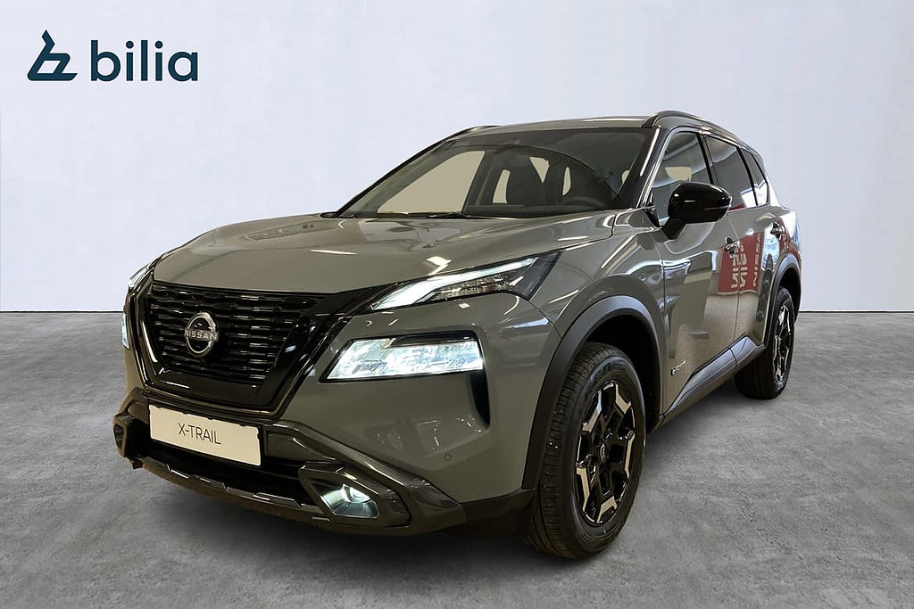 Nissan X-Trail e-4ORCE LAGERKAMPANJ/N-Trek/Ratt-rutvärme/360 backkam...