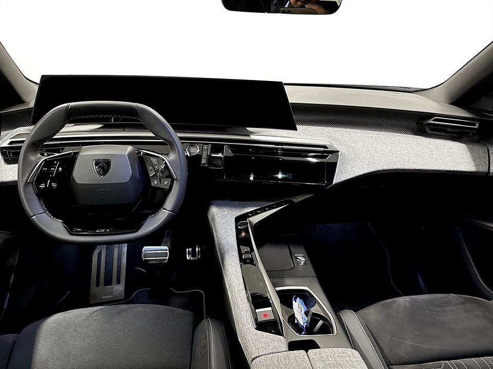 Bild på Peugeot 5008 GT Ultimate Hybrid 145hk Aut - 7-SITS,ELSTOL,DRAG