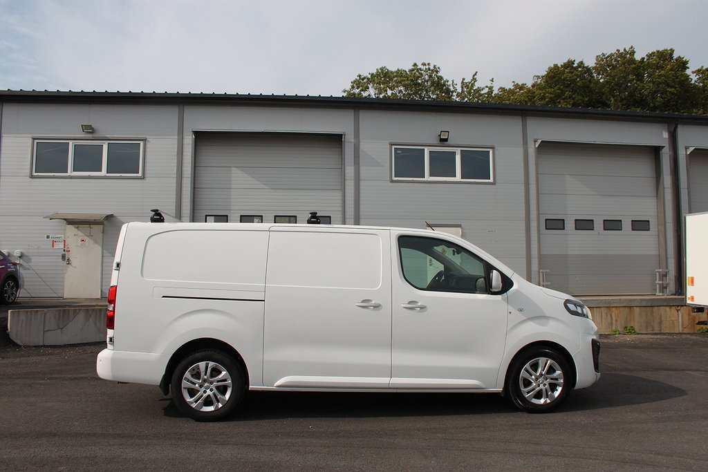 Opel Vivaro Skåpbil IP 2.0 Euro 6 LÅNG SKÅP 