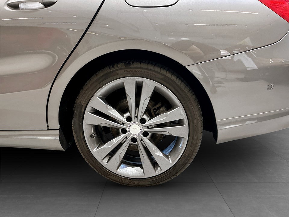 Bild på Mercedes-Benz CLA 220 d Shooting Brake 7G-DCT 177hk Aut B-KAMERA 