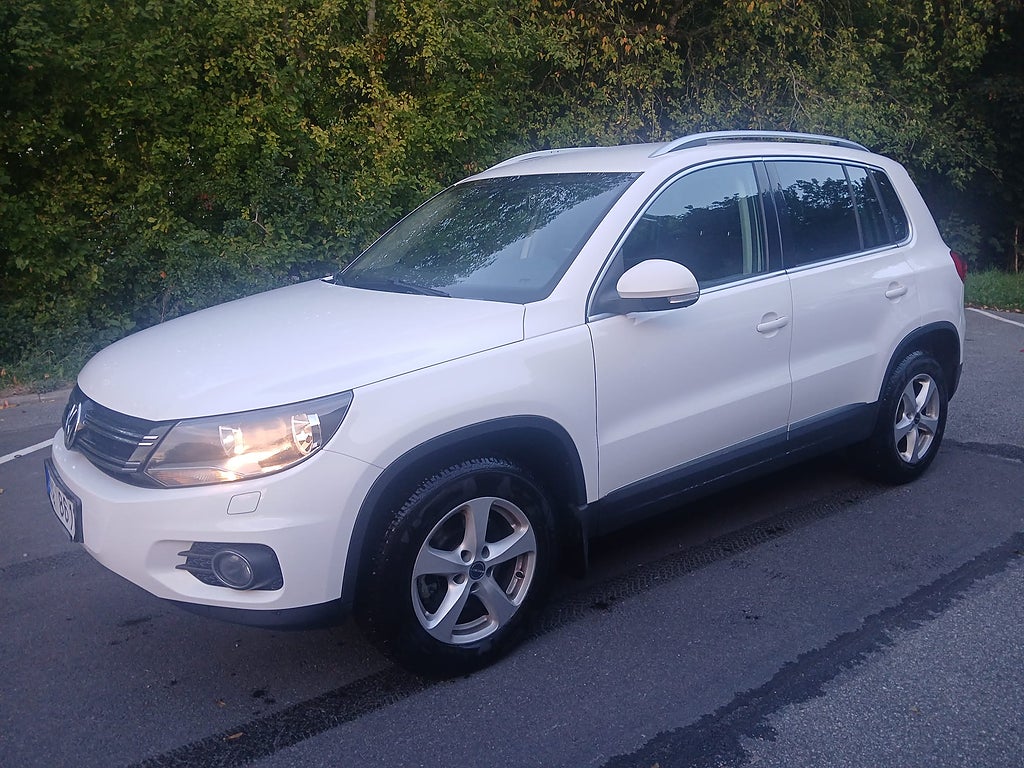 Volkswagen Tiguan 1.4 TSI 4X4 Bakkamera GPS Dragkrok Kamkedje
