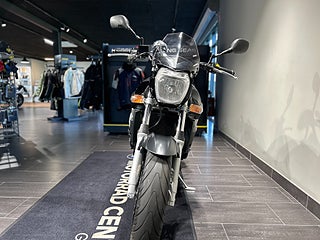 Suzuki GSR600 B-King / Premium sadel / Puig vindruta / Tail-tidy