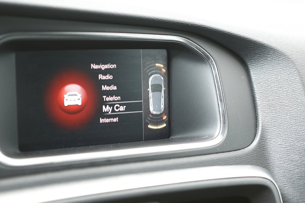Volvo V40 T3 152hk R-Design Aut VOC 2019
