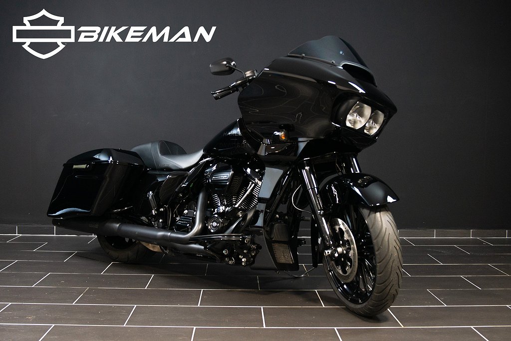 Harley-Davidson Road Glide  Välutrustad JUST NU 3,95% !