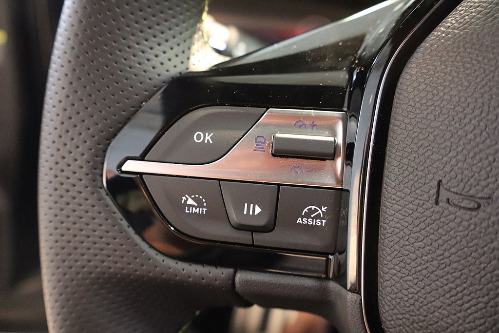 Bild på Peugeot 408 GT PHEV 224hk Aut - B-KAMERA, CARPLAY