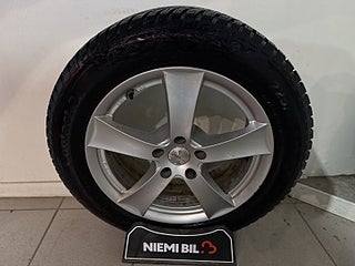 BMW 520d xDrive Touring Kamera Rattvärme MoK GPS Elbaklucka SoV – bild 18