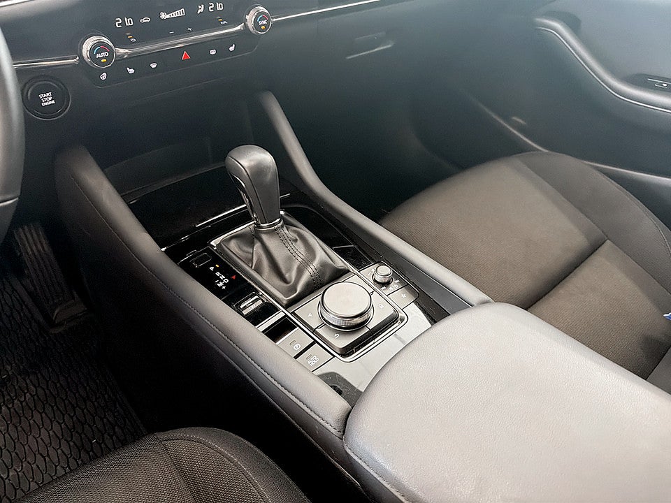 Bild på Mazda 3 Hatcback 2.0 SKYACTIV-G M 150hk Aut B-KAMERA RATTVÄRME