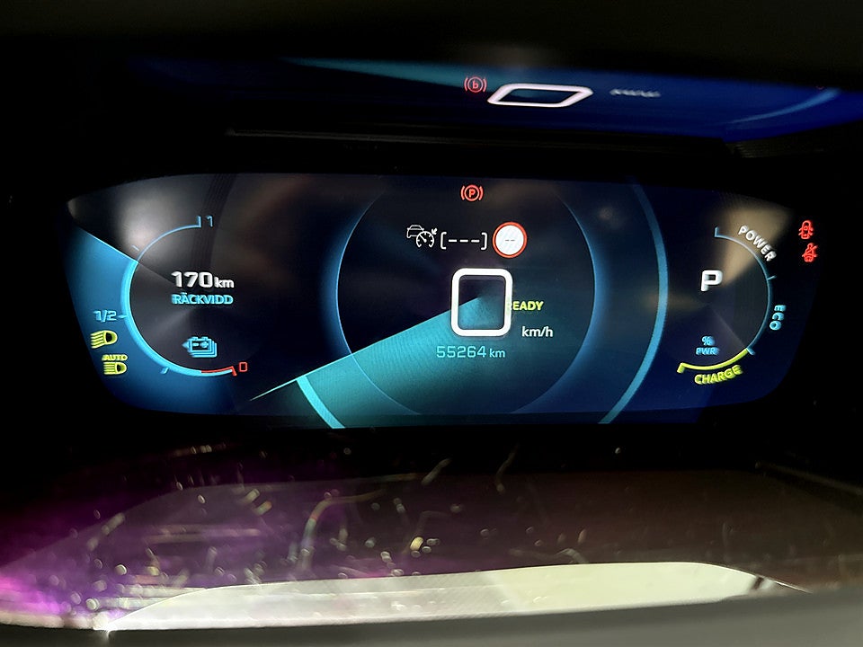 Bild på Peugeot E-2008 GT 50kWh 136hk Aut B-KAMERA CARPLAY