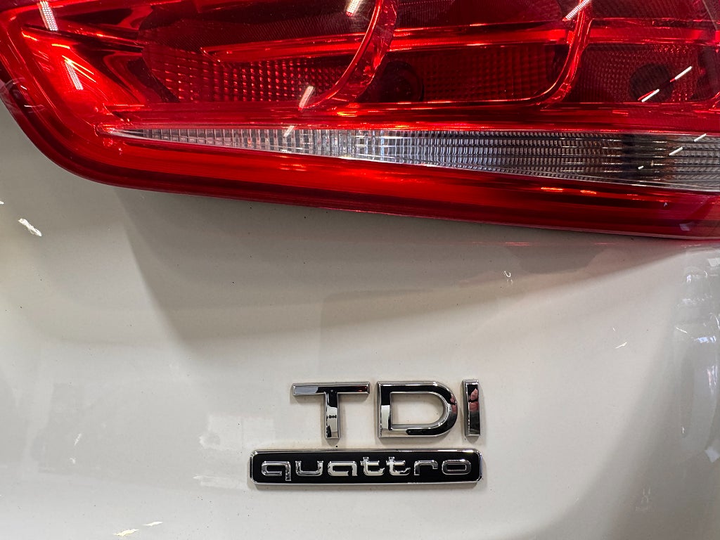 Audi Q3 2017 - miniatyr 41