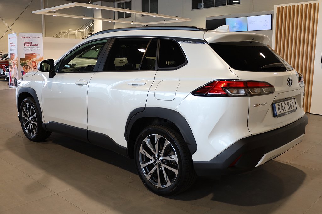 Toyota Corolla Cross Hybrid AWD 197Hk Aut Style Navi Kamera 2022