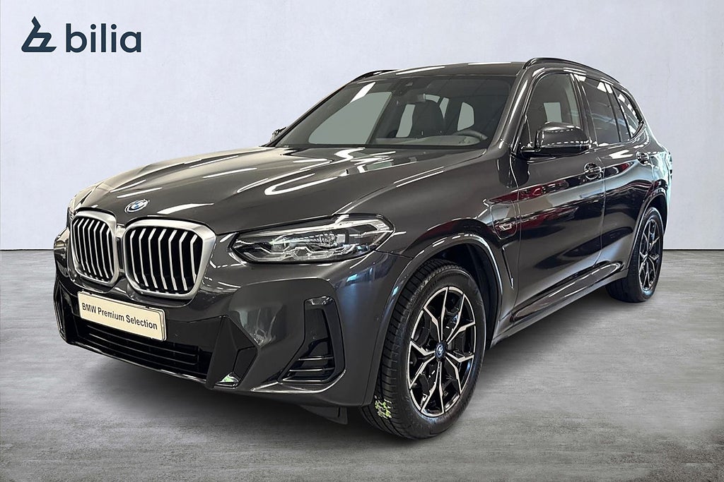 BMW X3 xDrive 30e M-sport | Backkamera | HiFi | Sportstol