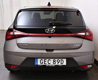 Halvkombi Hyundai i20 4 av 17