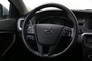 Halvkombi Volvo V40 8 av 18
