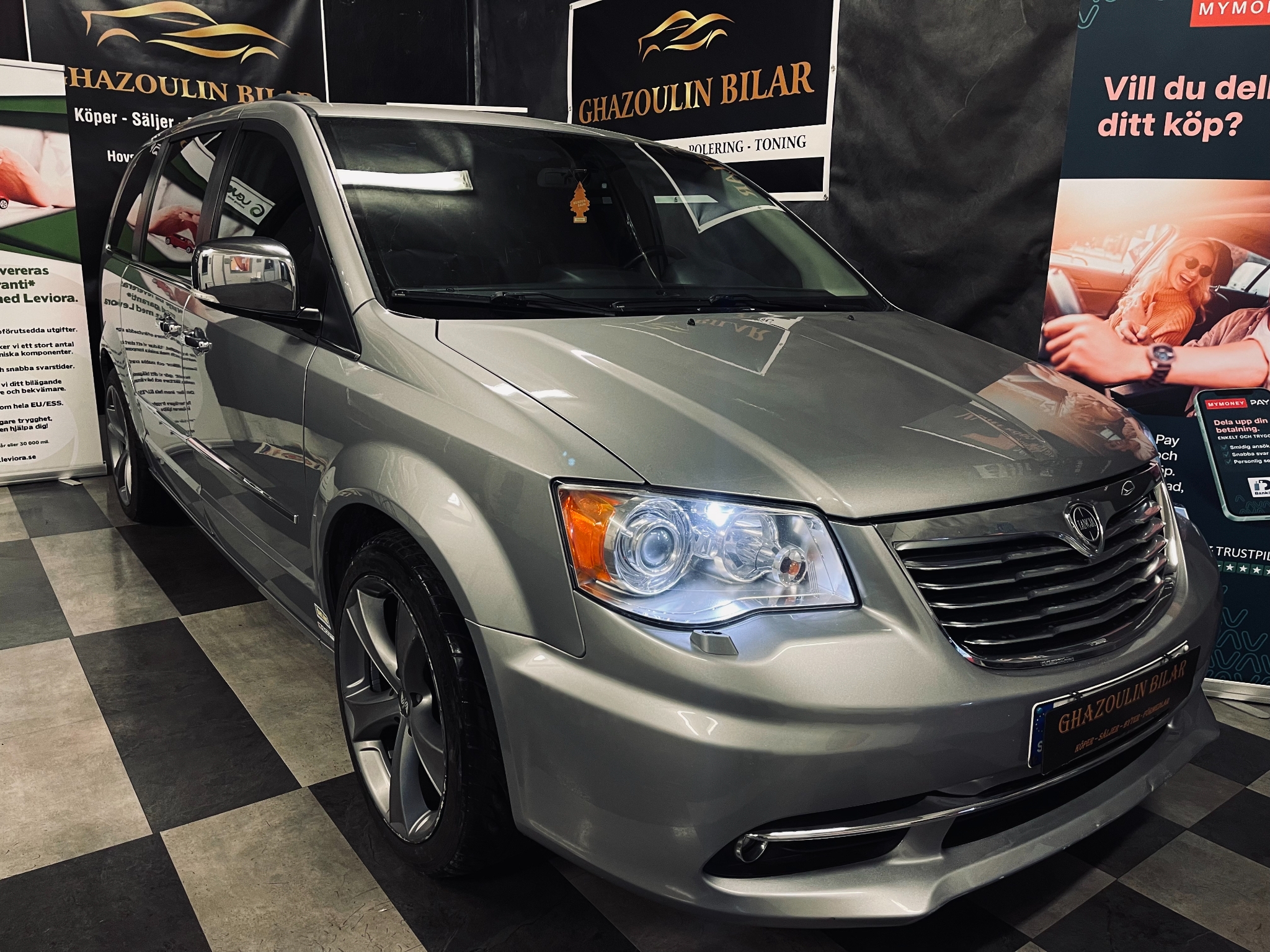 Lancia Voyager