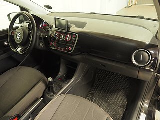 Halvkombi Volkswagen Cross Up! 6 av 17